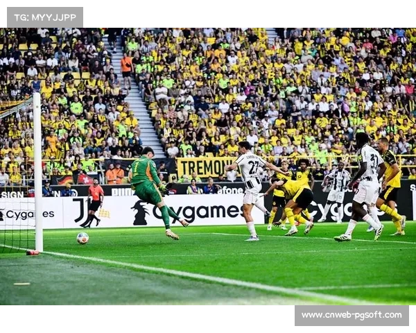 多特蒙德肋部进攻占比42%德甲第一，定位球战术多样